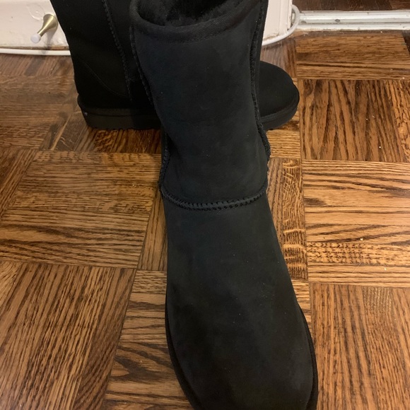 UGGS!!! - Picture 4 of 8